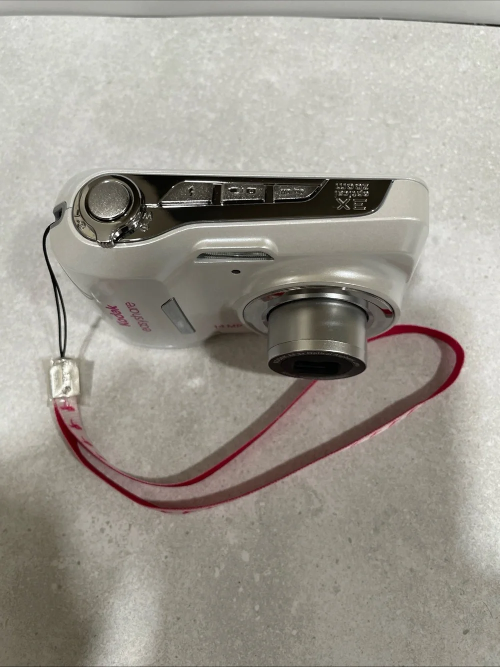 Kodak EasyShare C1530 14MP Digital Camera White Pink Susan G Komen TESTED MINT